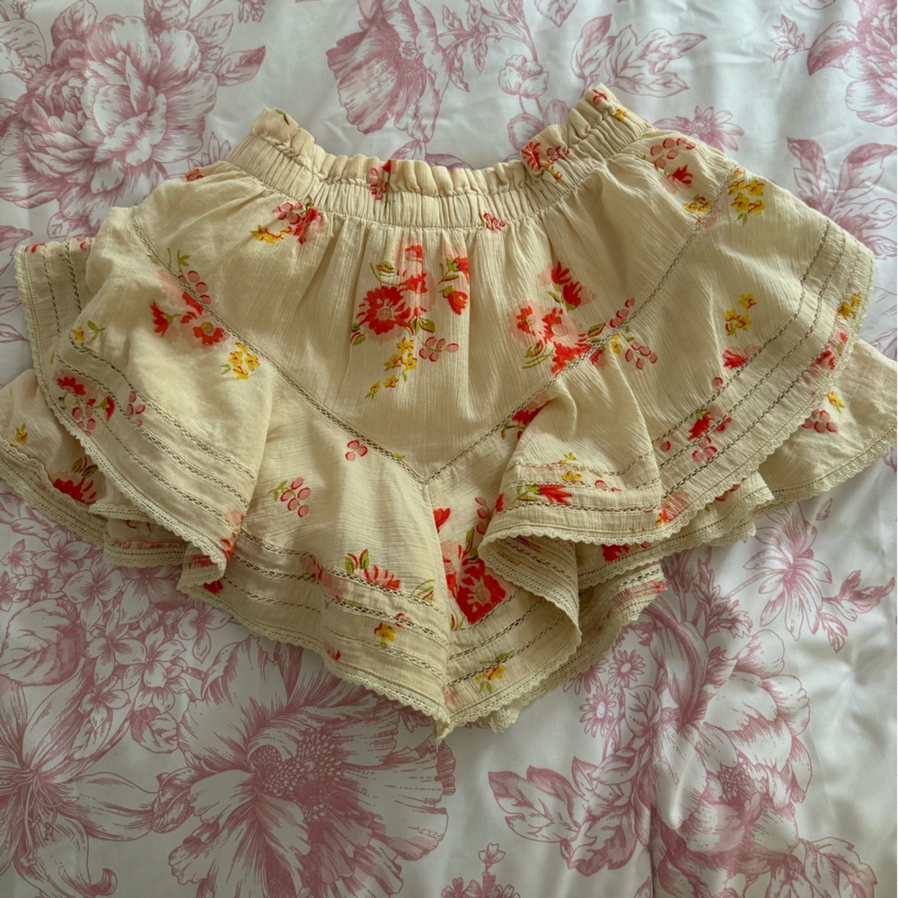 Aerie Floral Cream Shorts